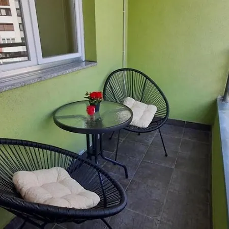 Lnb Lux Apartment Doboj Exterior photo